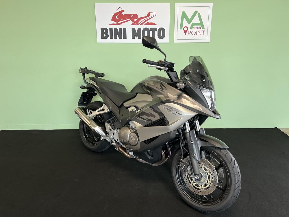 Honda Crossrunner ABS (2010 - 14) (2)