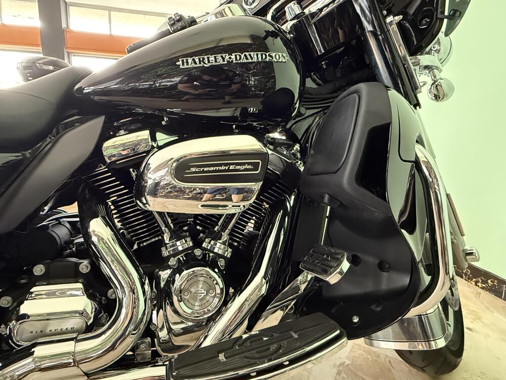 Harley-Davidson 114 Electra Glide Ultra Limited (2019) - FLHTK (7)