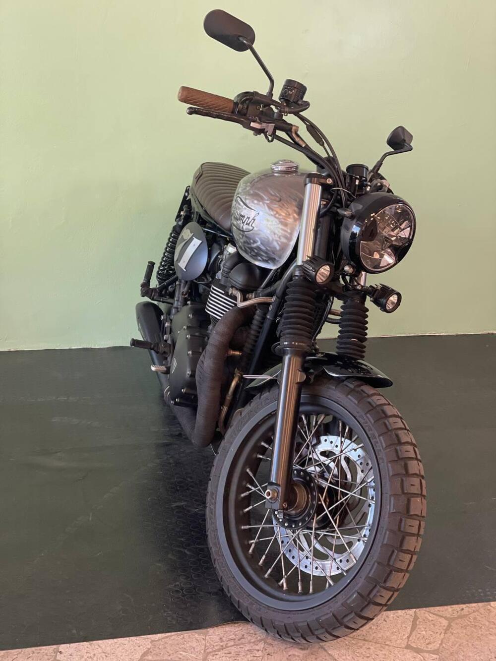 Triumph Bonneville SE (2009 - 13) (3)