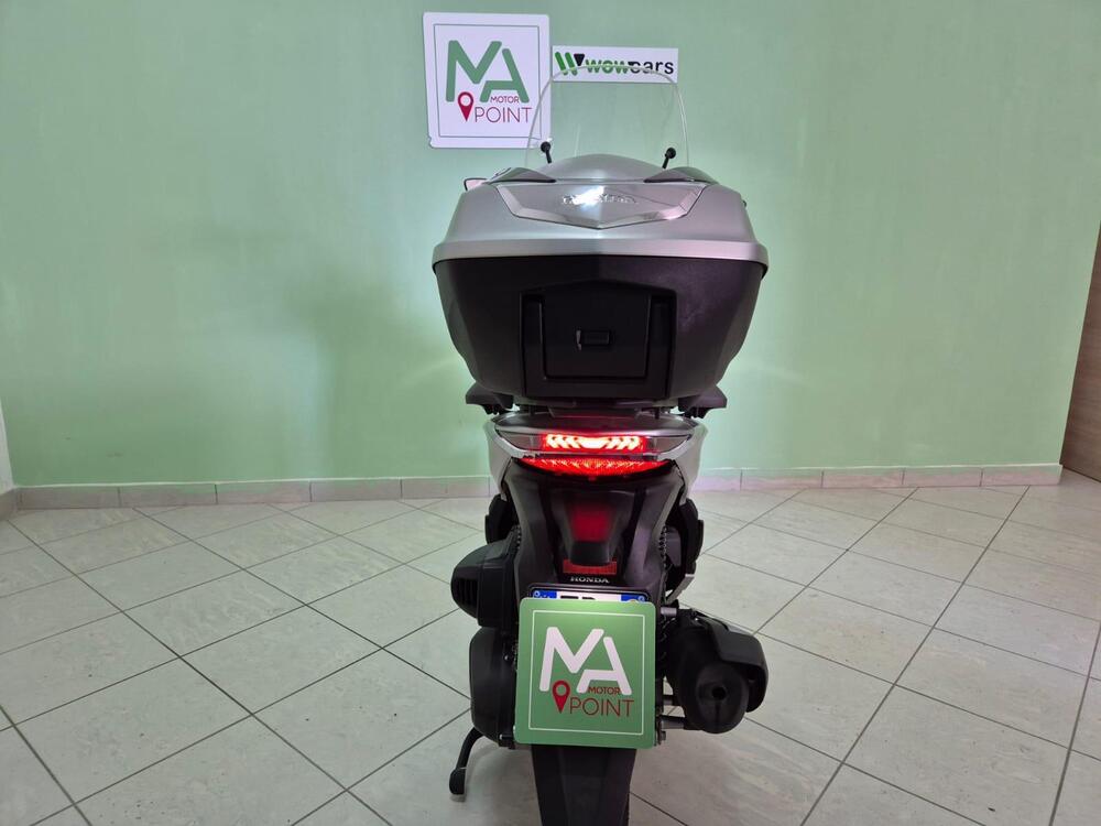 Honda SH 350 (2021 - 24) (2)