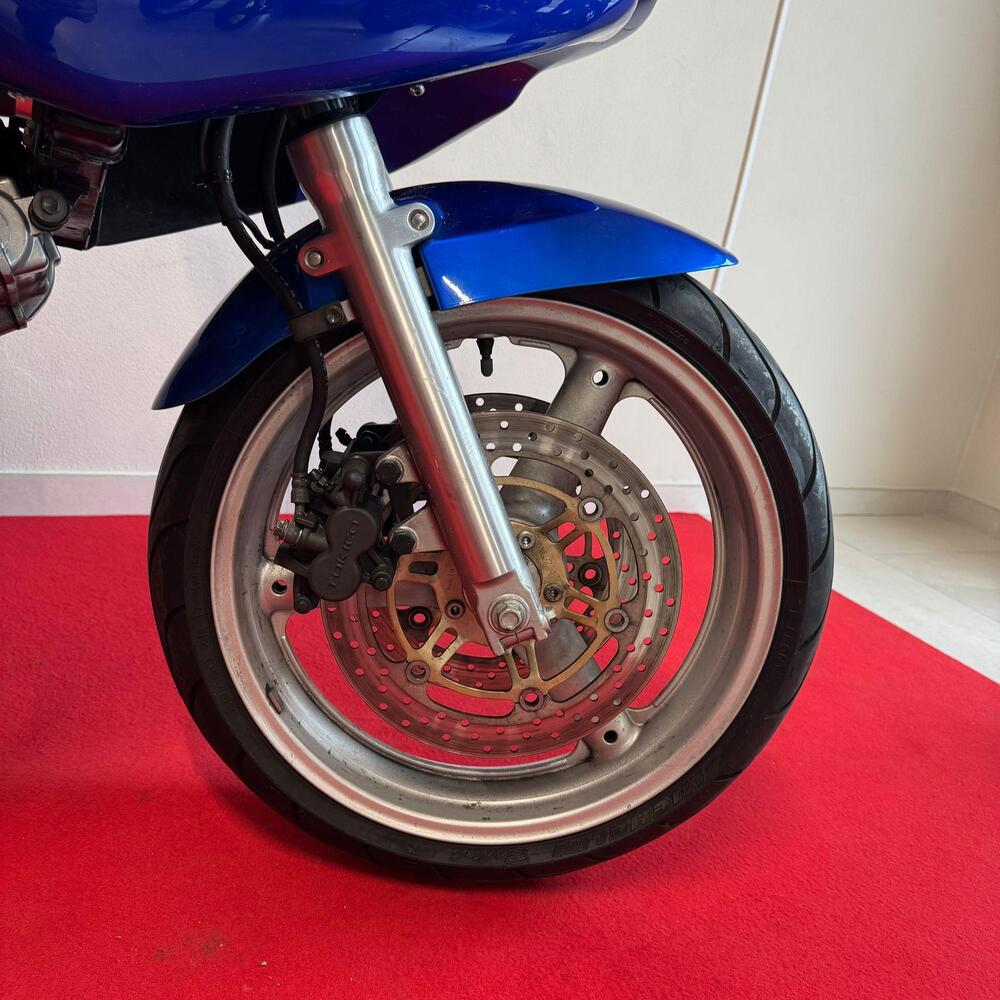 Suzuki SV 650 S (1999 - 02) (8)