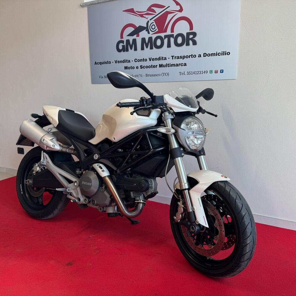 Ducati Monster 696 (2008 - 13) (2)