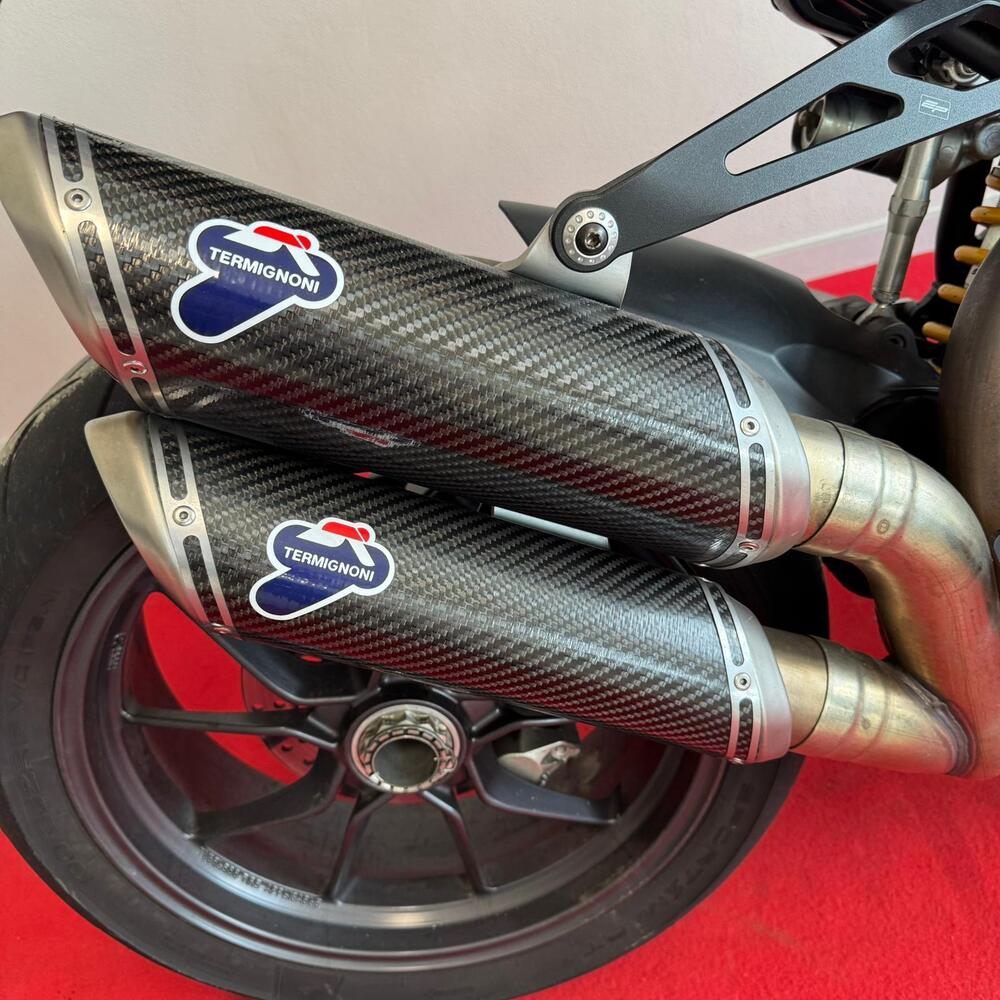 Ducati Streetfighter (2009 - 12) (7)