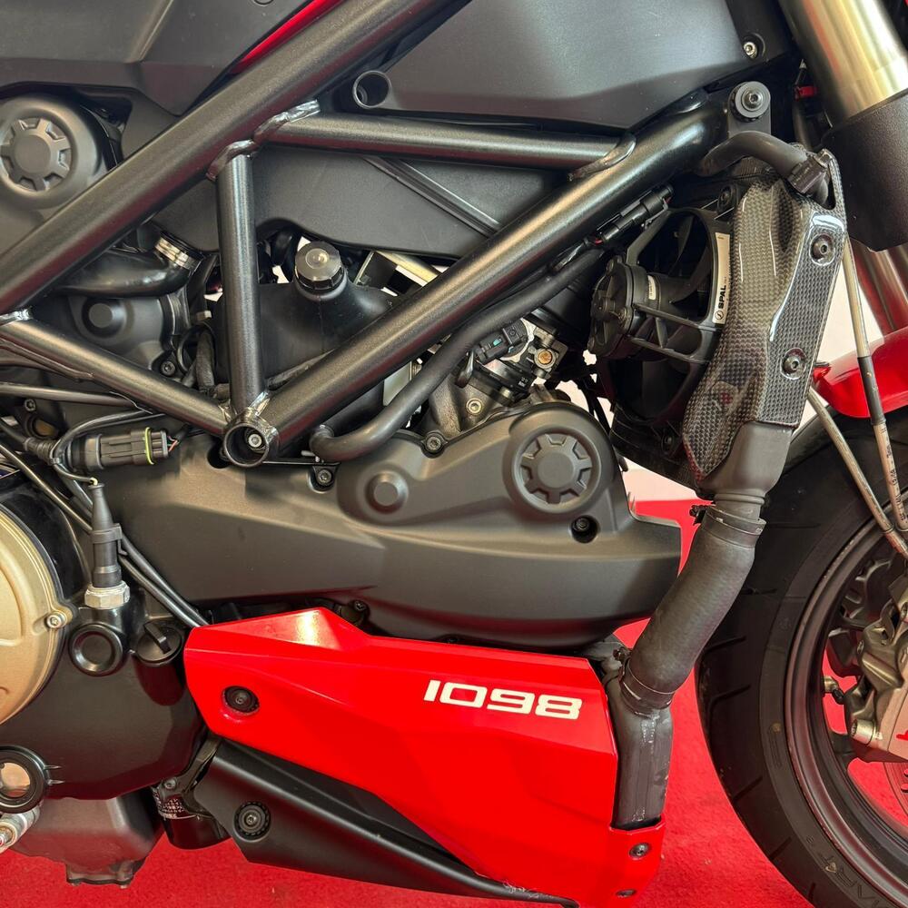 Ducati Streetfighter (2009 - 12) (9)