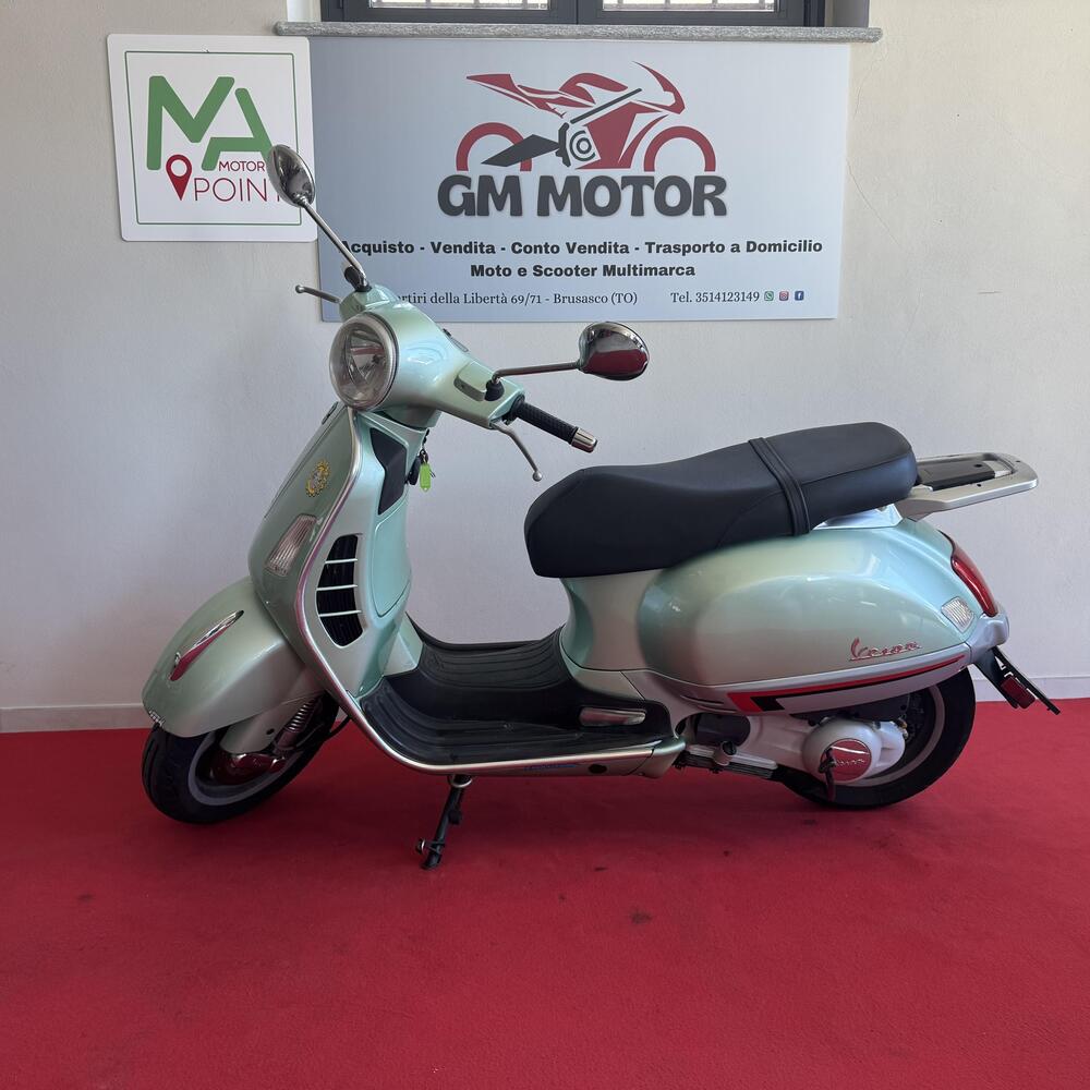 Vespa Granturismo 200 L (6)