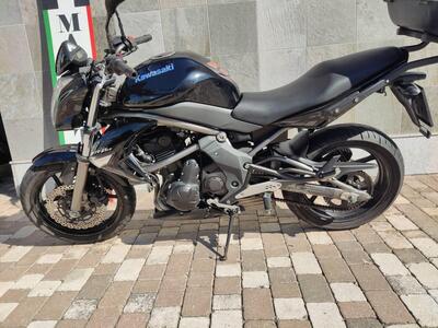 Kawasaki ER-6N (2009 - 11) usata