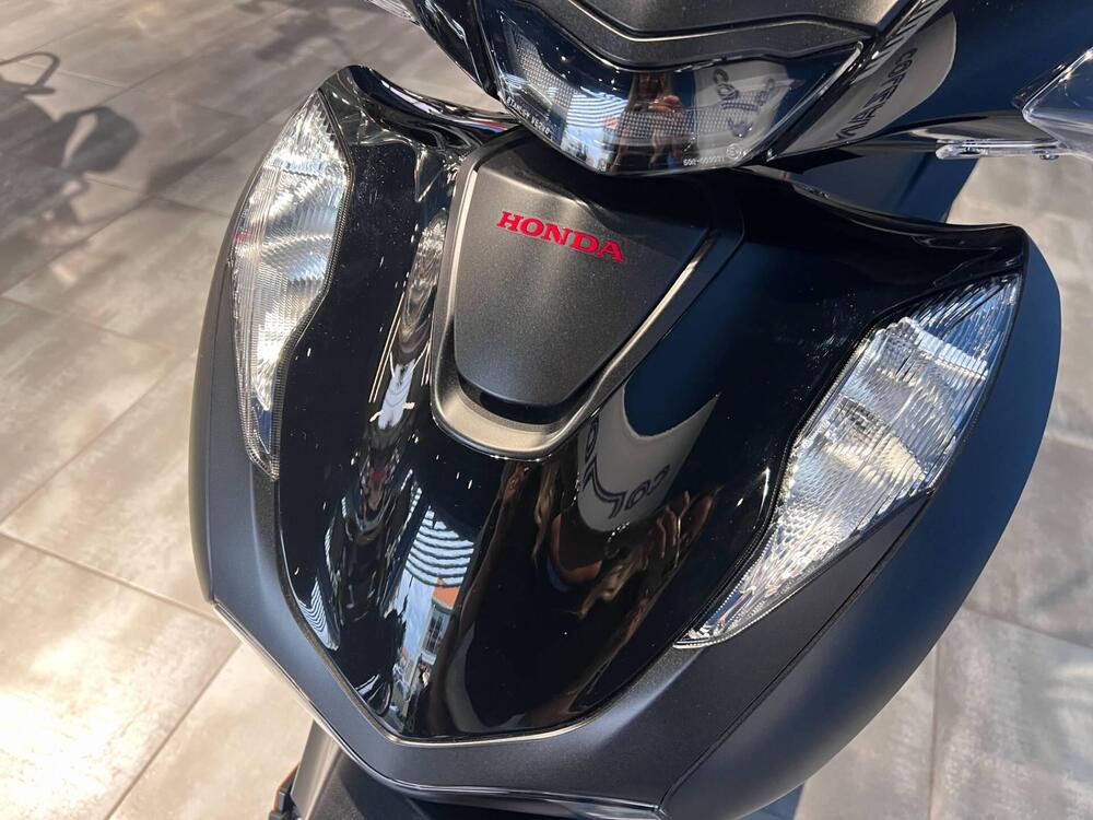 Honda SH 150i Sport (2024 - 25) (6)