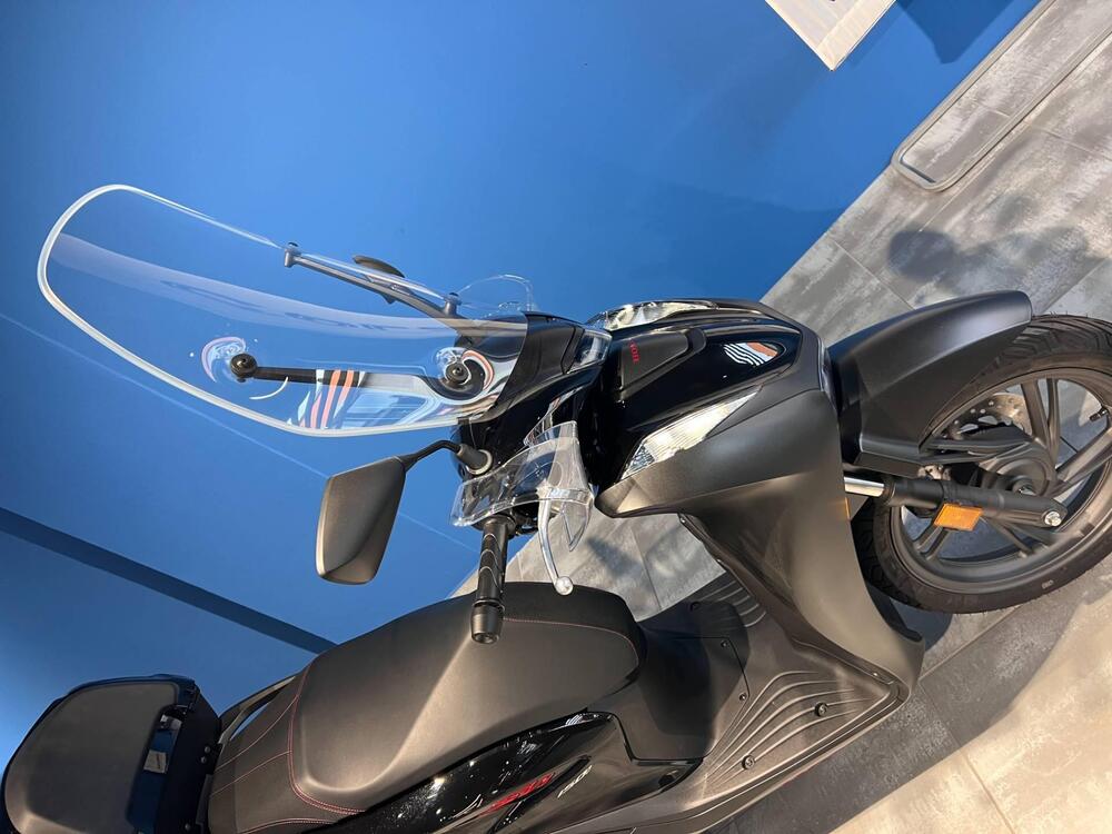 Honda SH 150i Sport (2024 - 25) (3)