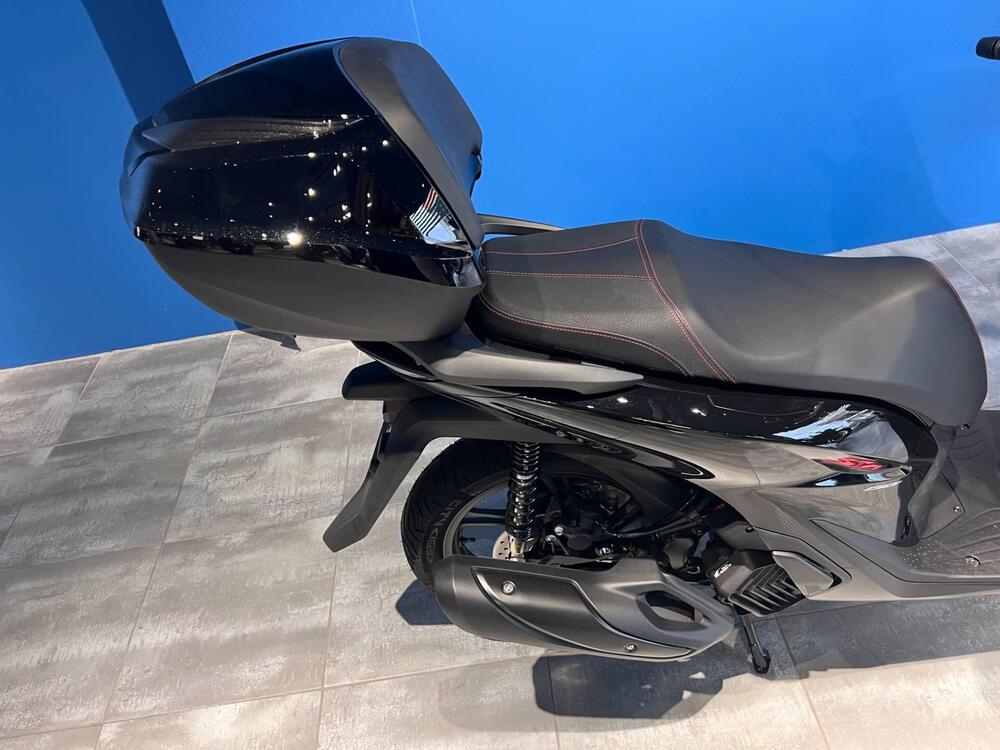 Honda SH 150i Sport (2024 - 25) (9)