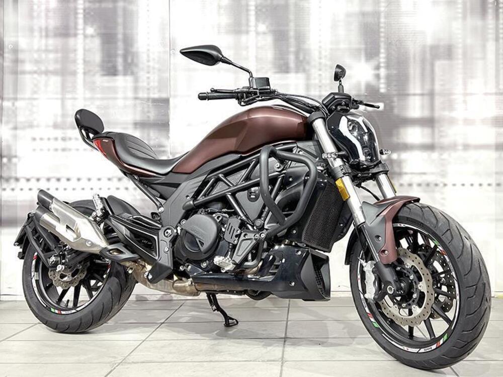 Benelli 502 C (2021 - 25)