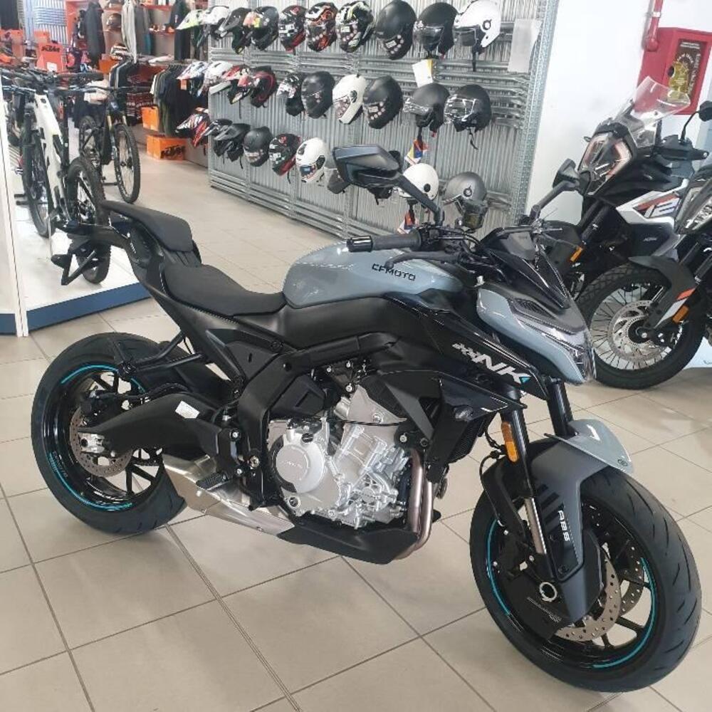 CFMOTO 675NK (2025 - 26)