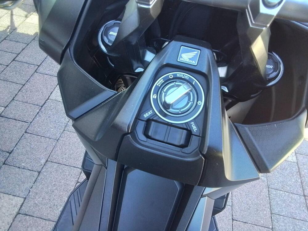 Honda ADV 350 (2022 - 24) (6)