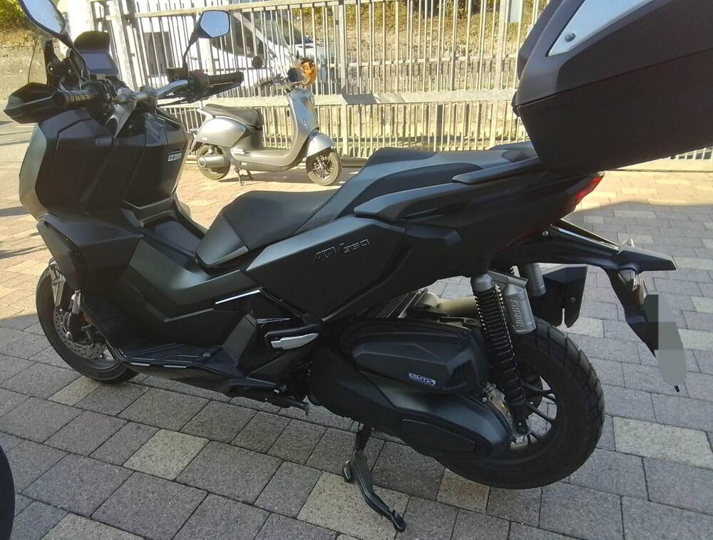 Honda ADV 350 (2022 - 24) (16)