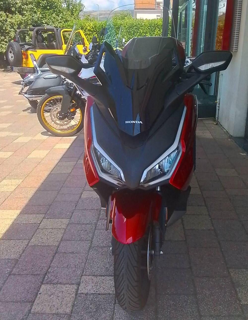 Honda Forza 350 (2022 - 24) (13)