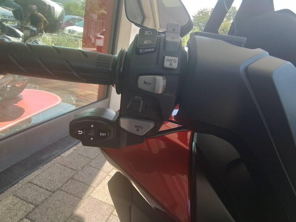 Honda Forza 350 (2022 - 24) (19)