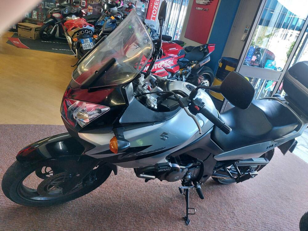 Suzuki V-Strom 650DL (2004 - 06) (3)