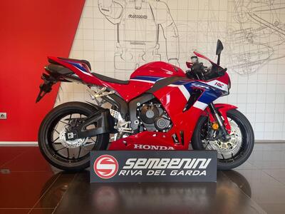 Honda CBR 600 RR (2024 - 26) nuova