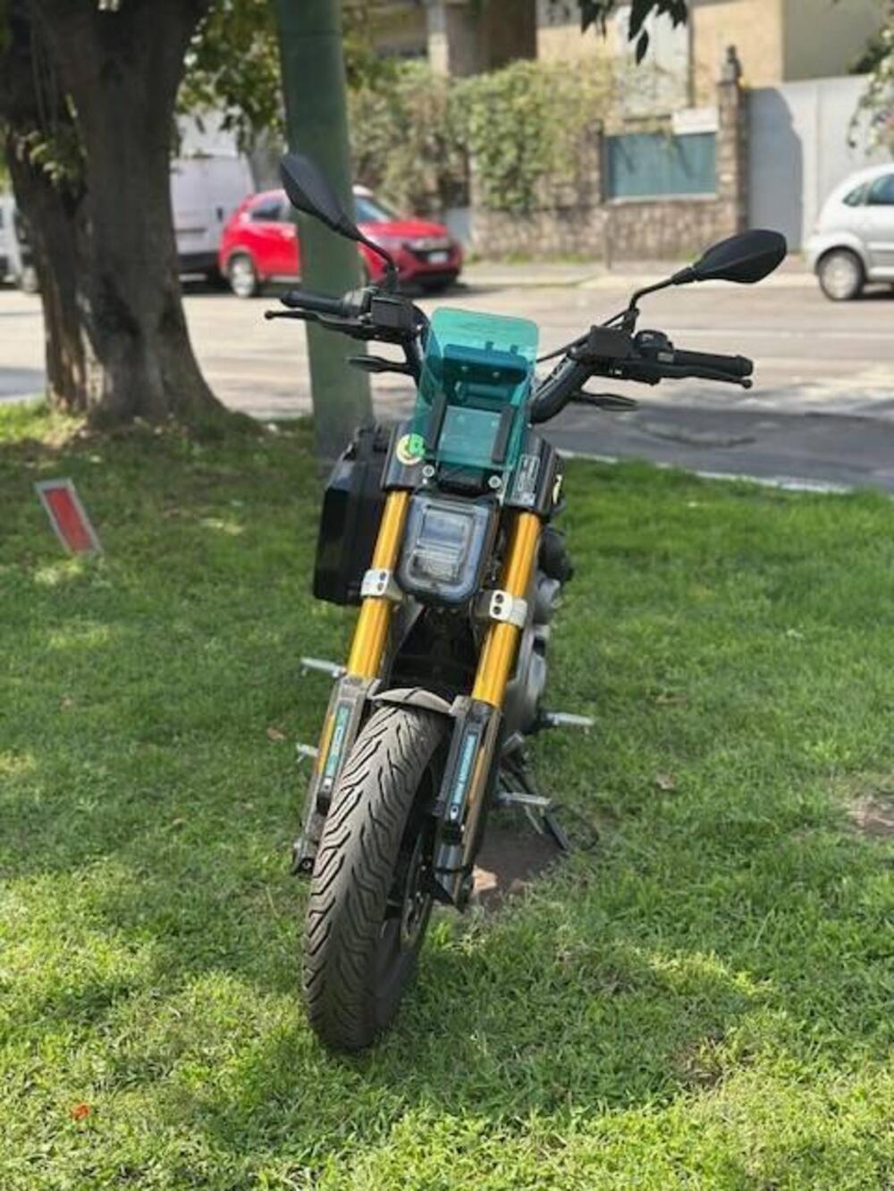 Bmw CE 02 AM (2024 - 26) (3)