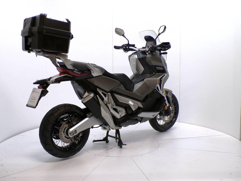 Honda X-ADV 750 Travel Edition (2017) (6)