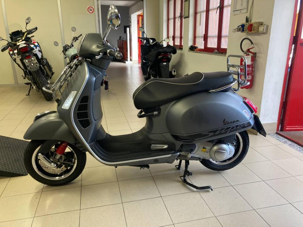 Vespa GTS 300 Super (2008 - 16)