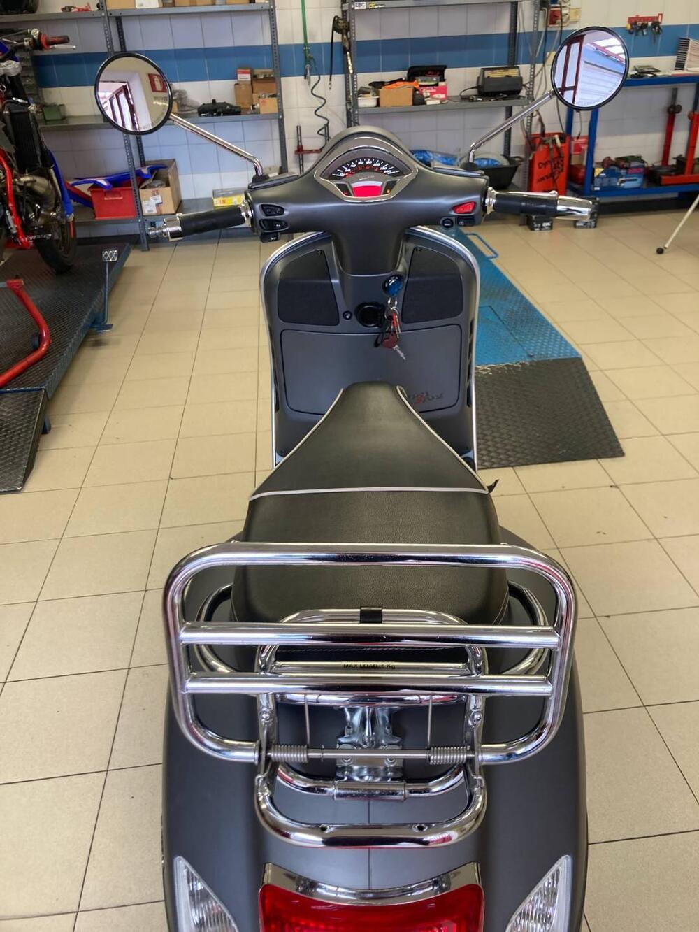 Vespa GTS 300 Super (2008 - 16) (6)