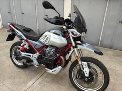 Moto Guzzi V85 TT (2024 - 25) usata