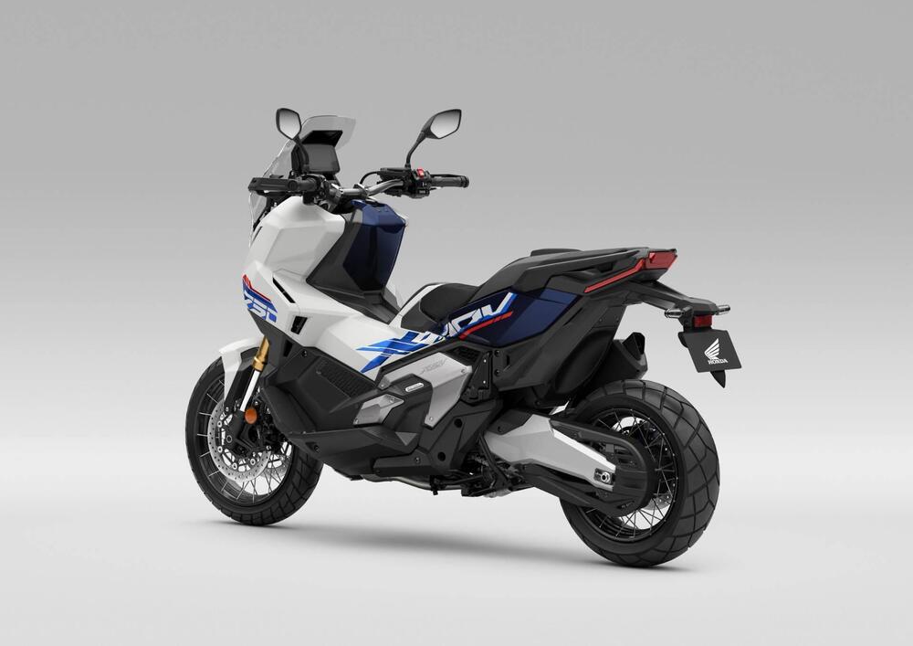 Honda X-ADV 750 (2025 - 26) (6)