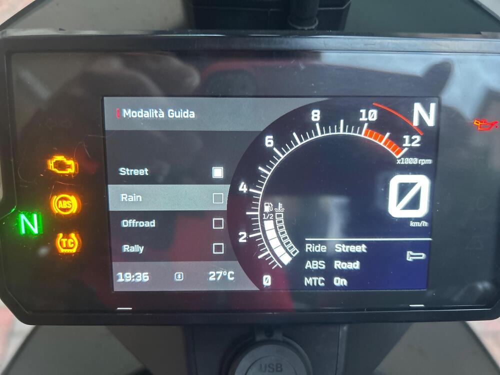 KTM 890 Adventure (2021) (5)