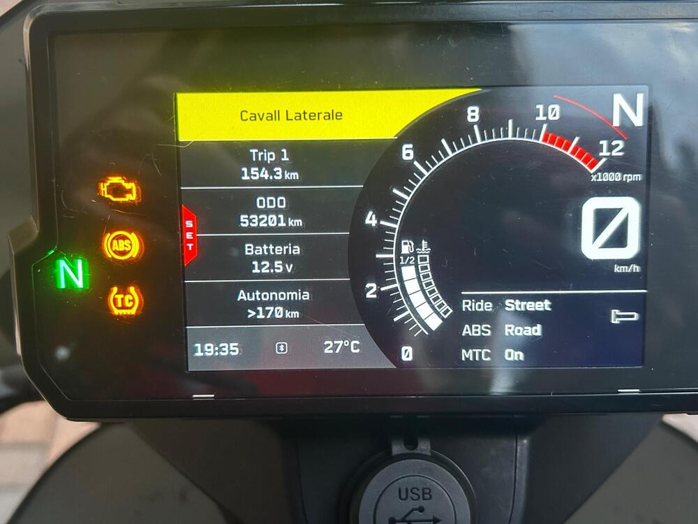 KTM 890 Adventure (2021) (6)