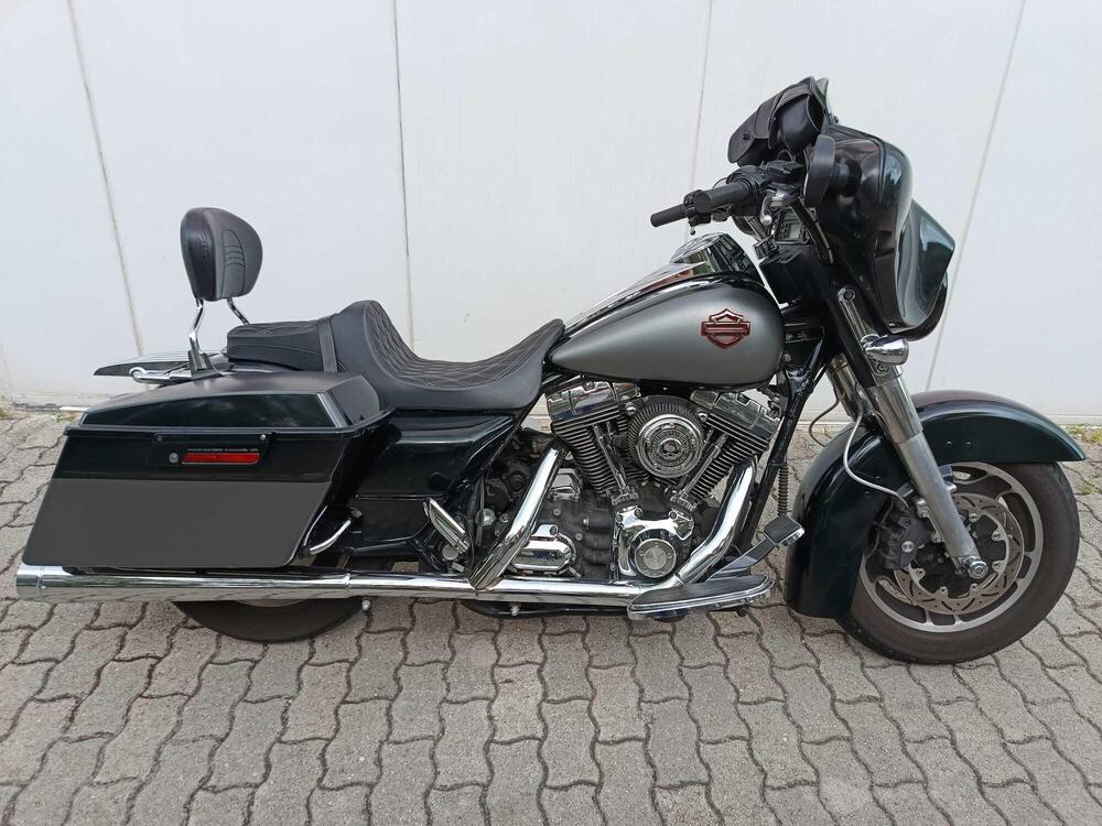 Harley-Davidson 1584 Street Glide (2008 - 10) - FLHX (3)