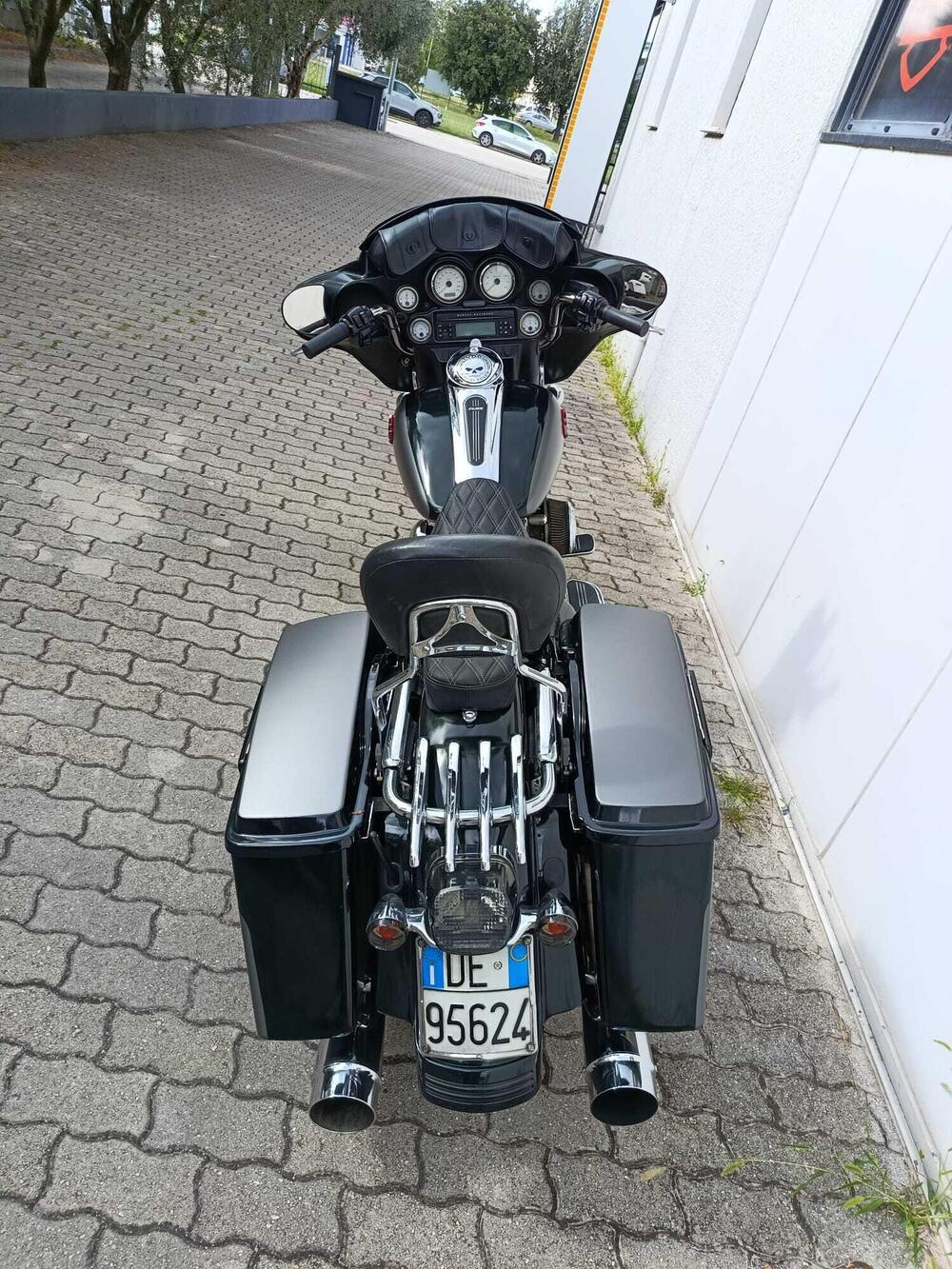 Harley-Davidson 1584 Street Glide (2008 - 10) - FLHX (7)