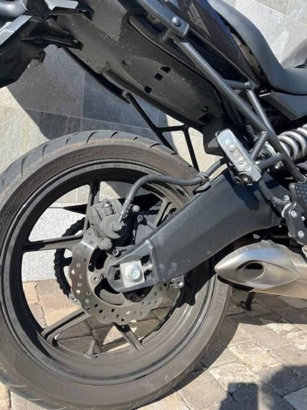 Kawasaki Versys 650 Tourer (2010 - 14) (10)