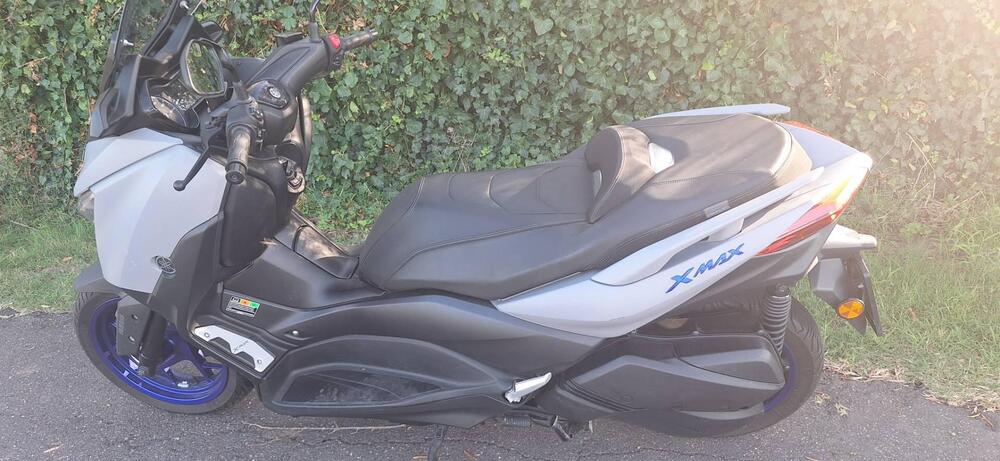 Yamaha X-Max 300 (2021 - 24) (3)