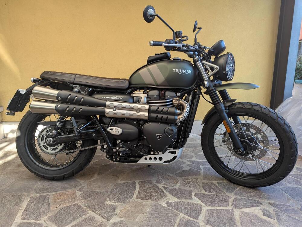 Triumph Street Scrambler 900 (2021 - 22) (2)
