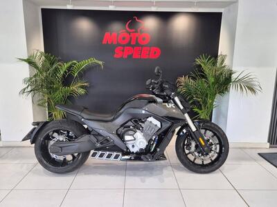 Benda Motorcycles LFC 700 (2024 - 25) usata