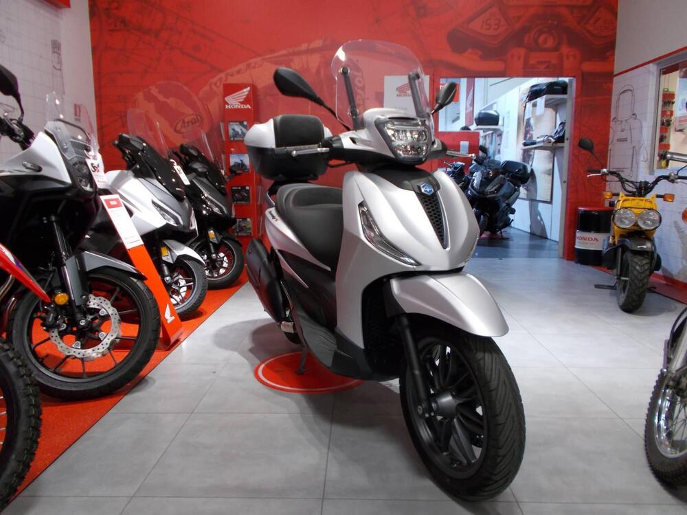 Piaggio Beverly 400 S ABS-ASR (2021 - 24) (7)