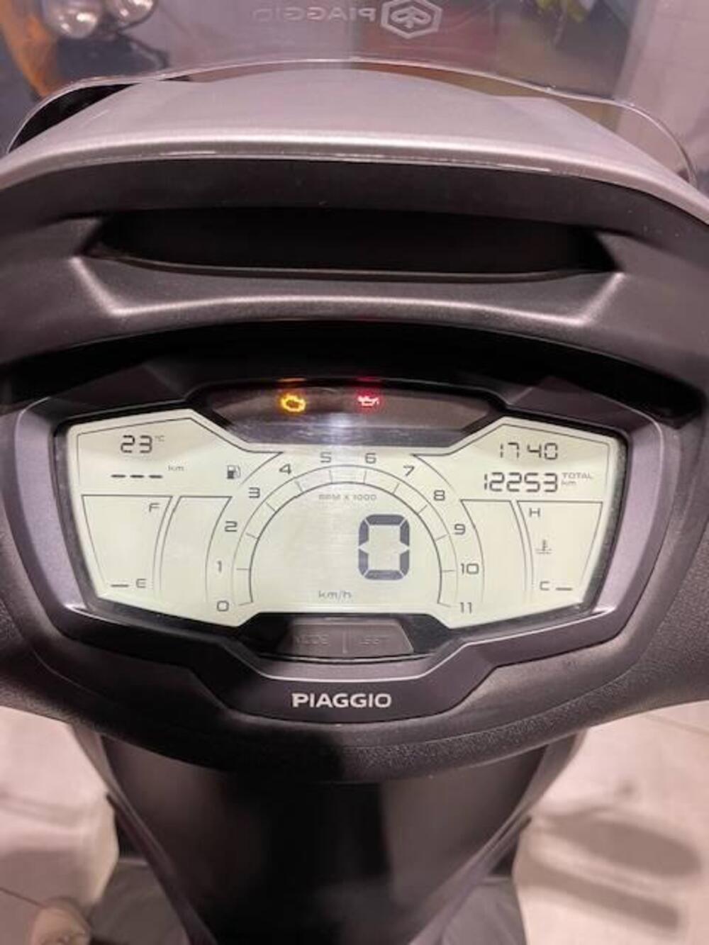 Piaggio Beverly 400 S ABS-ASR (2021 - 24) (12)