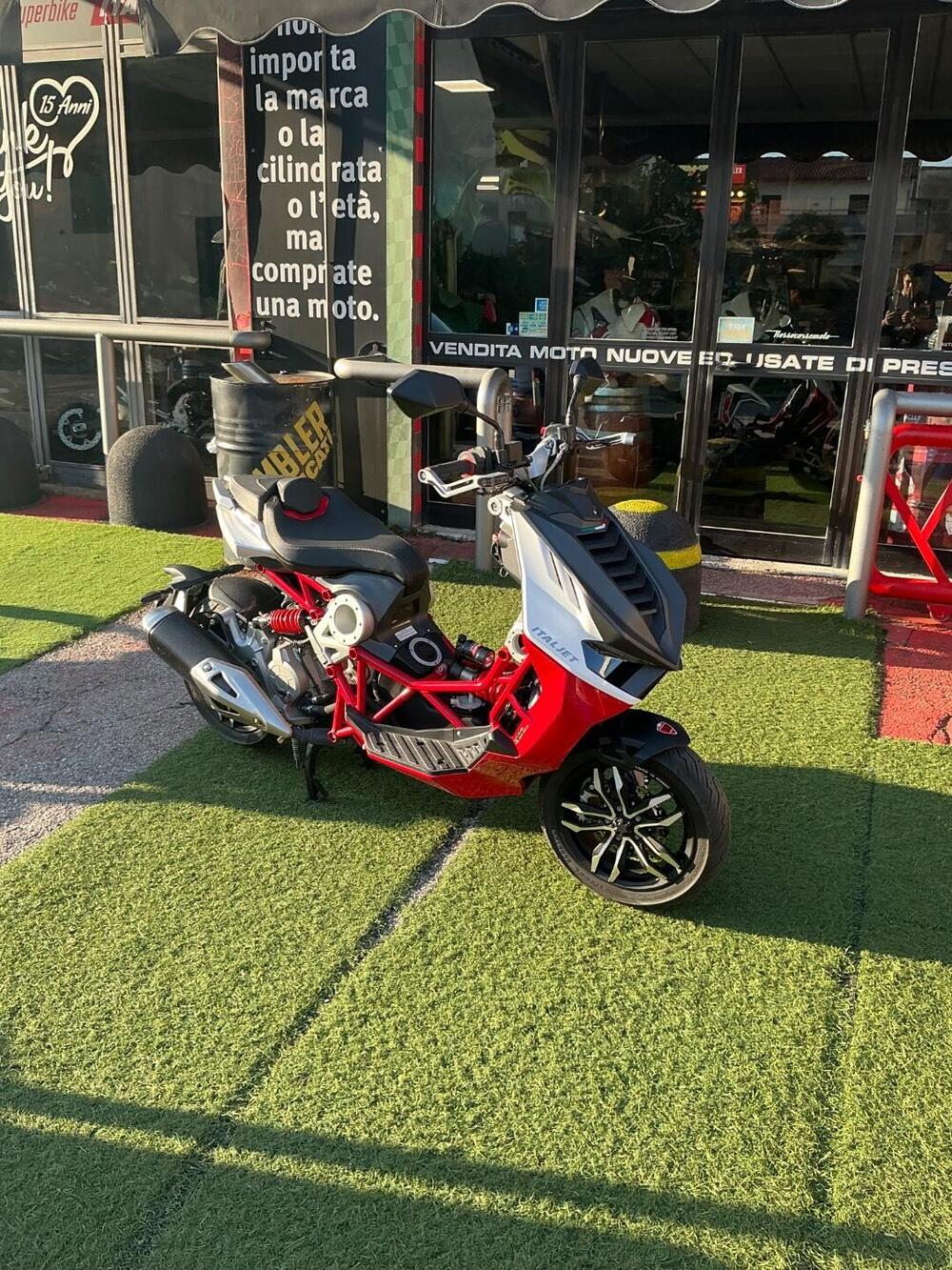 Italjet Moto Dragster 200 (2022 - 24) (5)