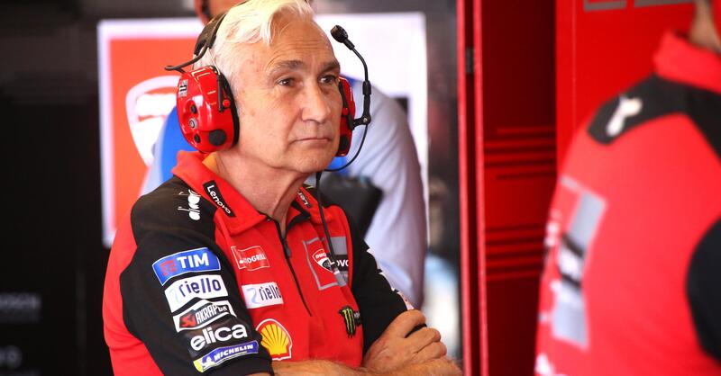 MotoGP 2025. GP della Catalogna. Davide Tardozzi: &quot;C&#039;&egrave; delusione da parte nostra e da parte di Pecco, ci manca almeno mezzo secondo&quot; [VIDEO]