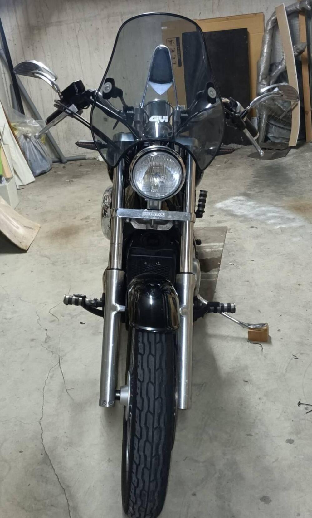 Honda VT 600 C Shadow (1989 - 02) (4)