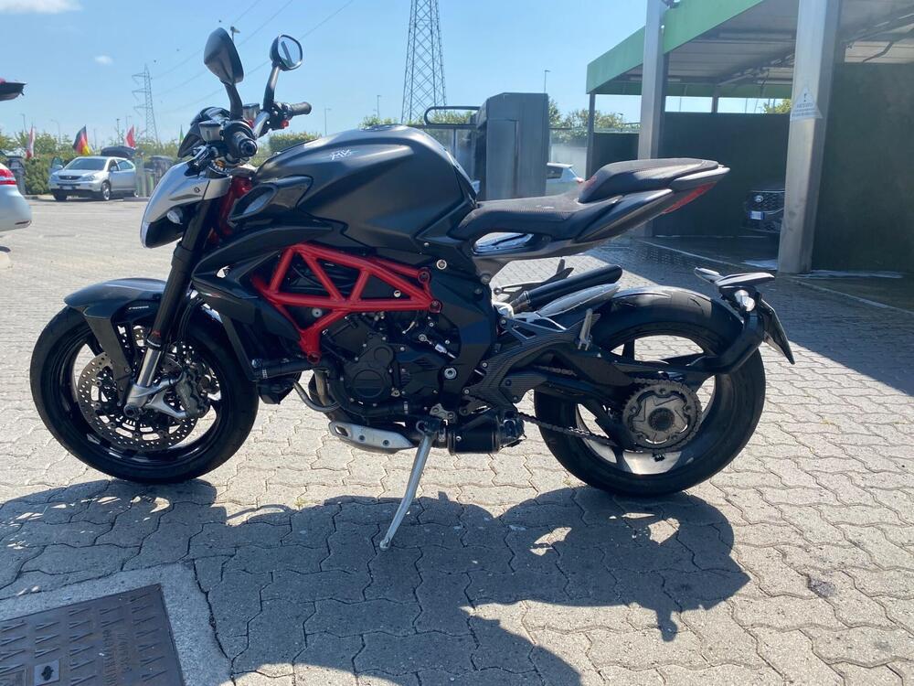 MV Agusta Brutale 800 EAS ABS (2016 - 19) (2)