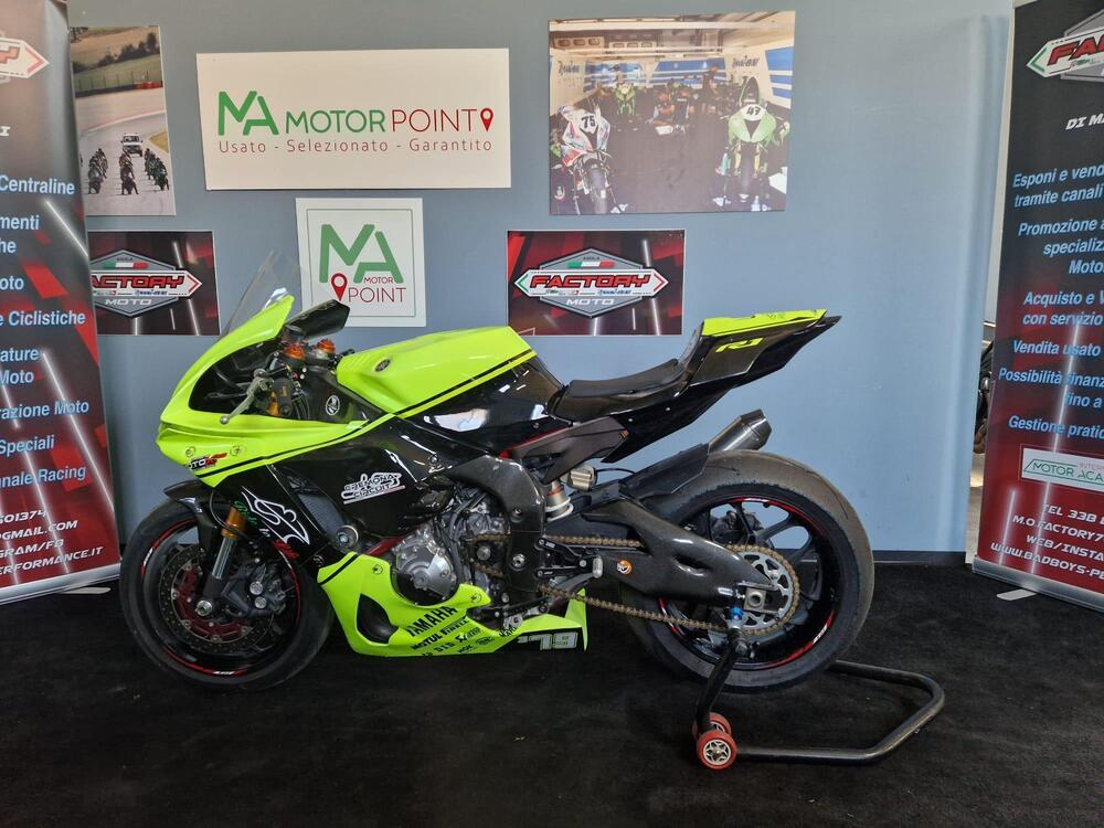Yamaha YZF R1 (2015 - 16) (2)