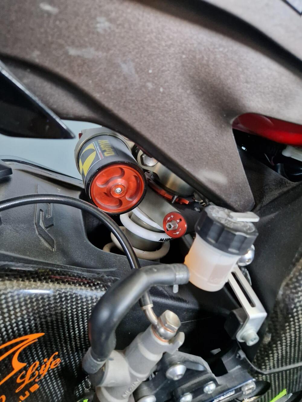 Yamaha YZF R1 (2015 - 16) (14)