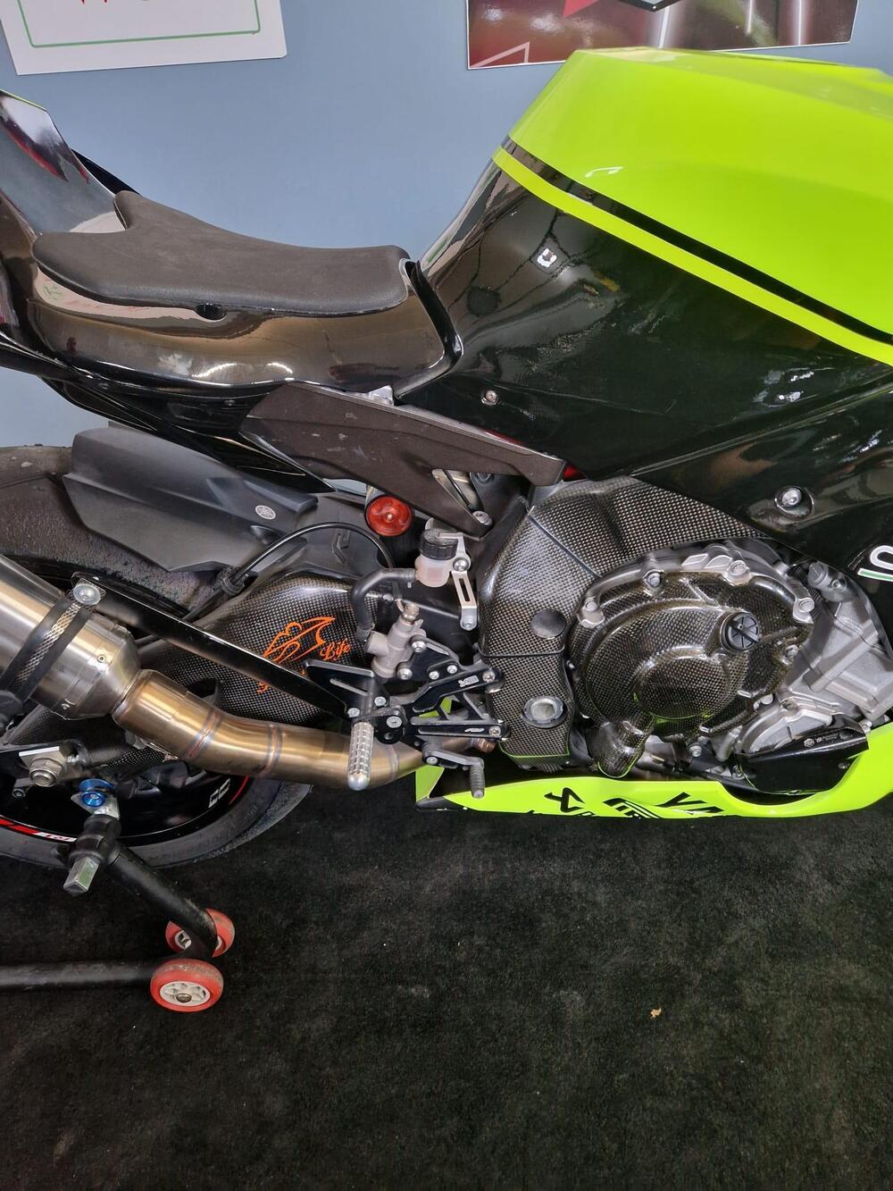Yamaha YZF R1 (2015 - 16) (15)