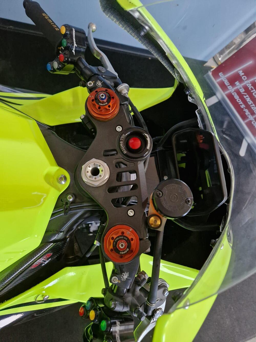 Yamaha YZF R1 (2015 - 16) (18)