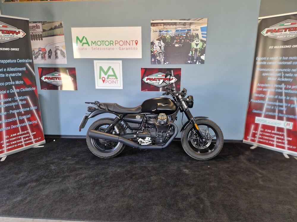 Moto Guzzi V7 Stone Centenario (2021 - 22)