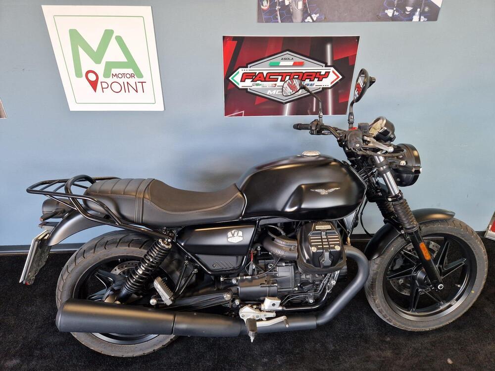 Moto Guzzi V7 Stone Centenario (2021 - 22) (9)