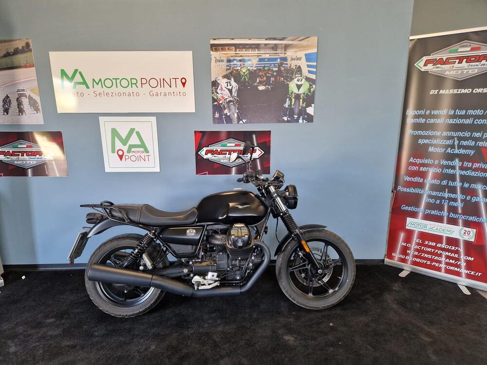 Moto Guzzi V7 Stone Centenario (2021 - 22) (12)
