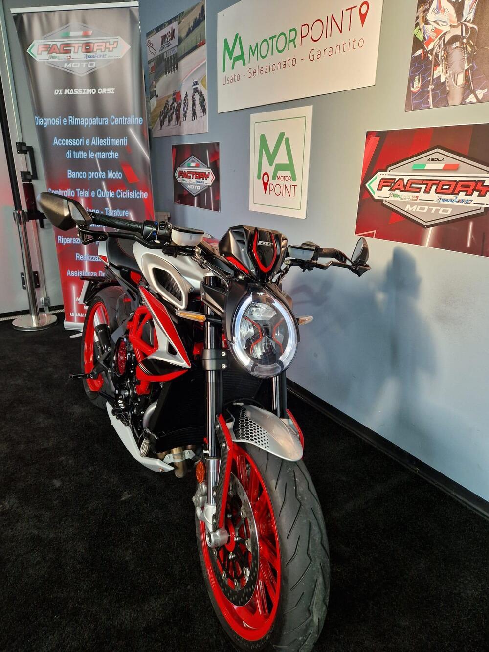 MV Agusta Brutale 800 RR SCS (2021 - 22) (10)