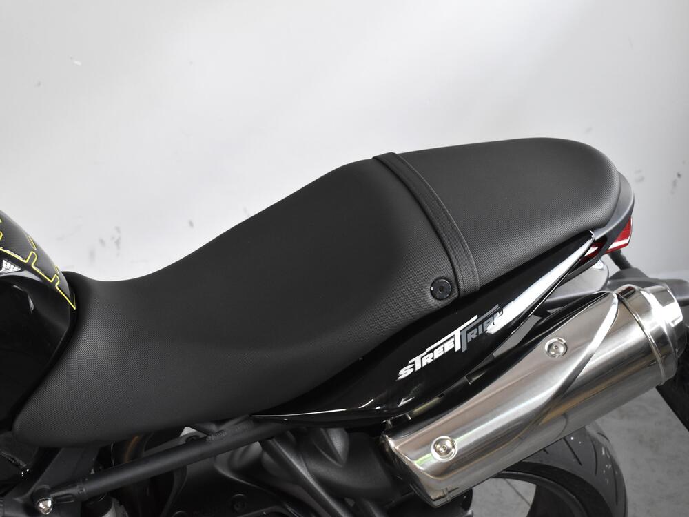 Triumph Street Triple R (2009 - 12) (14)